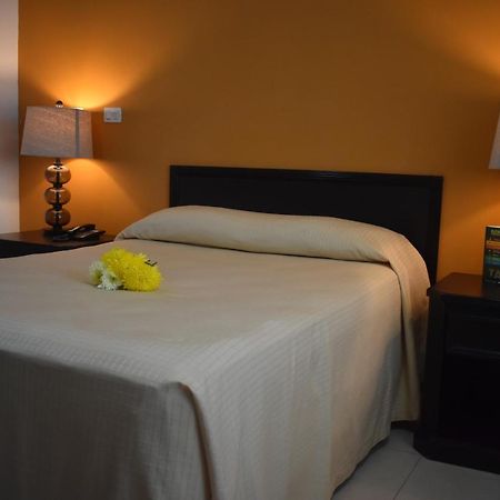 Hotel Miraflores Villahermosa Zewnętrze zdjęcie
