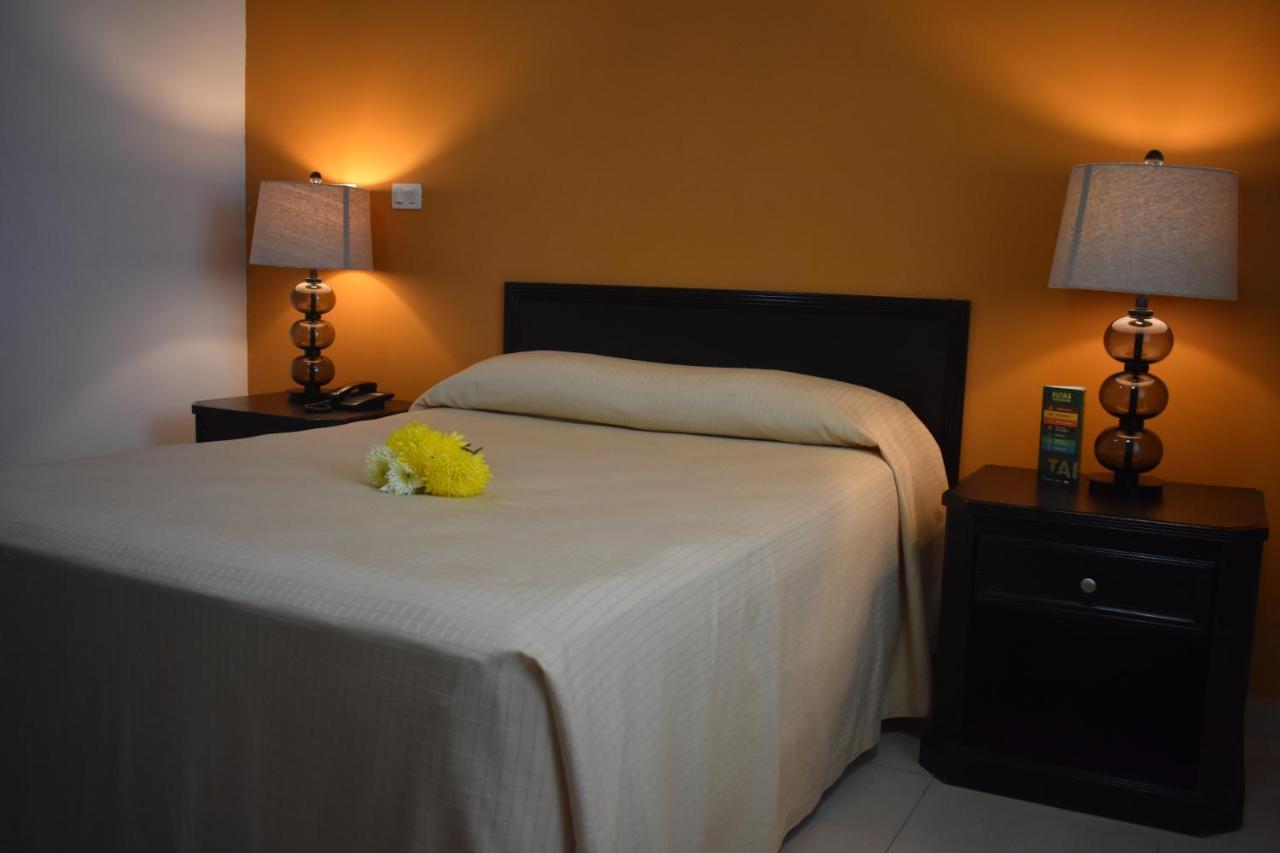 Hotel Miraflores Villahermosa Zewnętrze zdjęcie