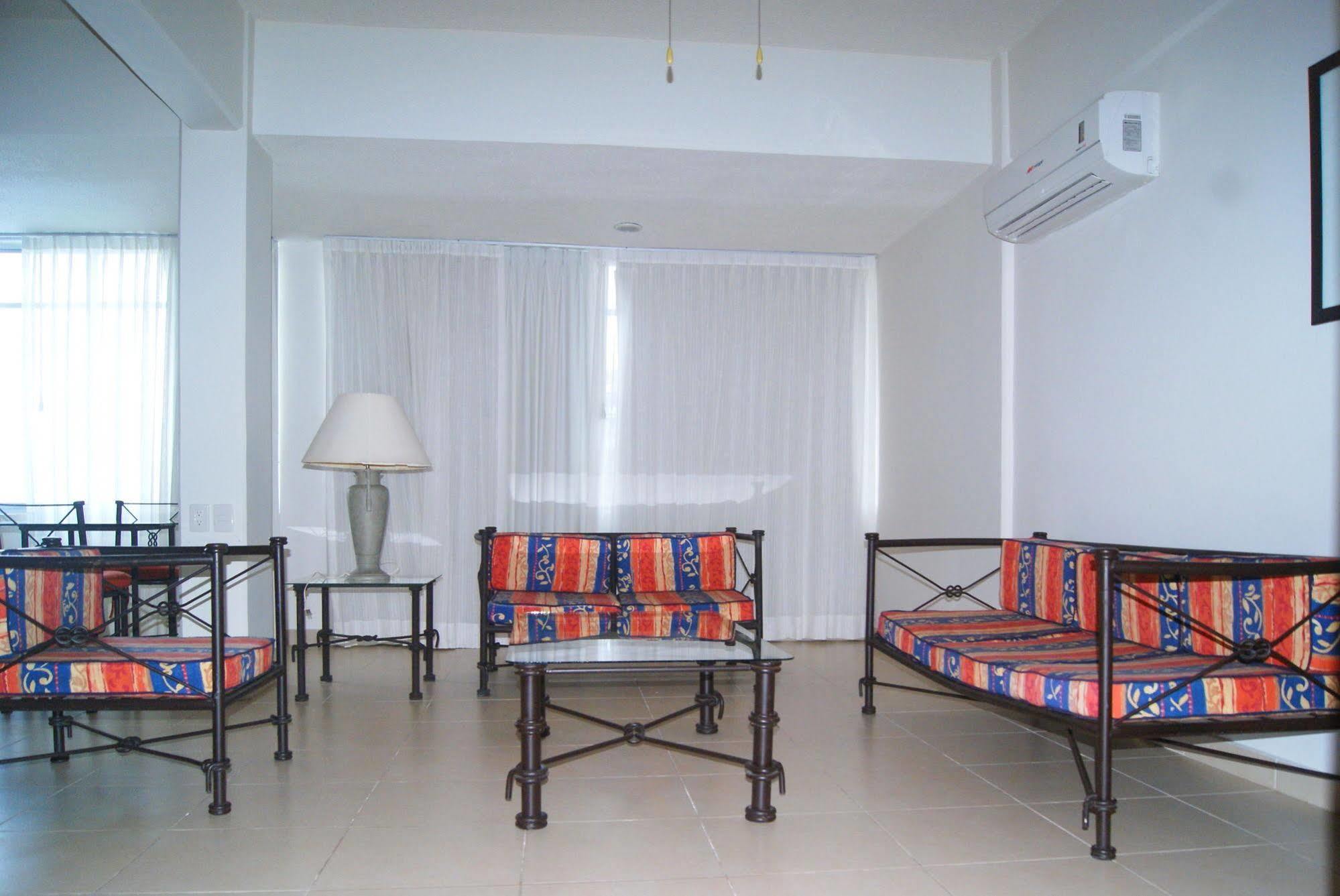 Hotel Miraflores Villahermosa Zewnętrze zdjęcie